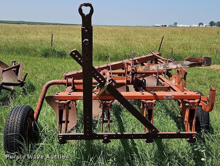 image for item DQ1763 Case  five bottom plow