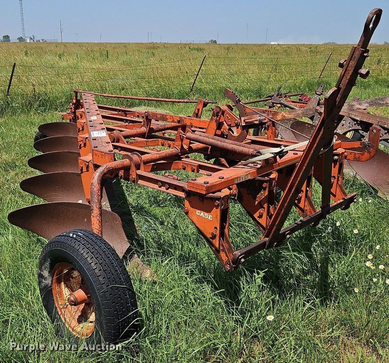 image for item DQ1763 Case  five bottom plow