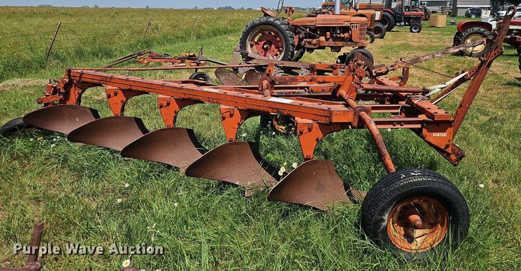 image for item DQ1763 Case  five bottom plow