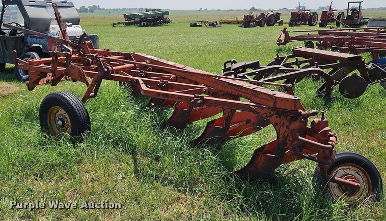 image for item DQ1763 Case  five bottom plow