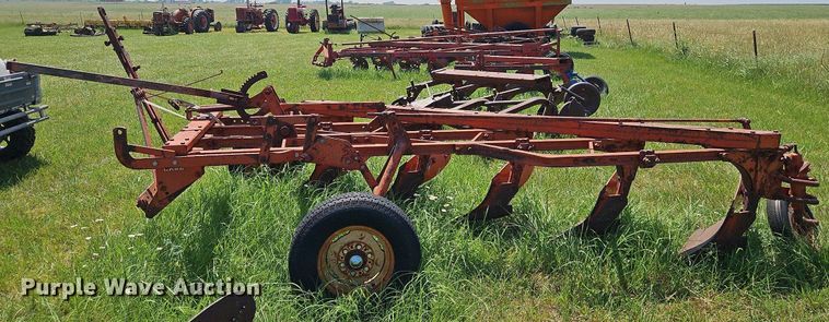 image for item DQ1763 Case  five bottom plow