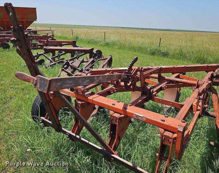 image for item DQ1763 Case  five bottom plow