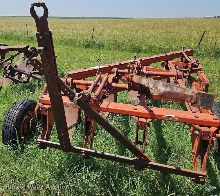 image for item DQ1763 Case  five bottom plow