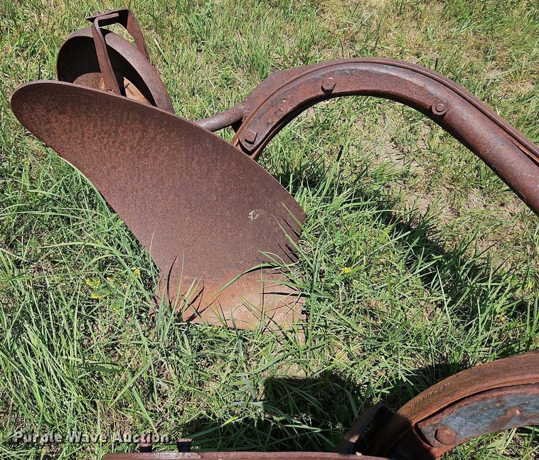 image for item DQ1764 Three bottom plow
