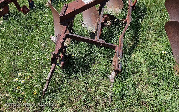 image for item DQ1765 Three bottom plow