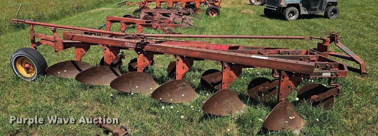 image for item DQ1767 Massey Ferguson 88  six bottom plow