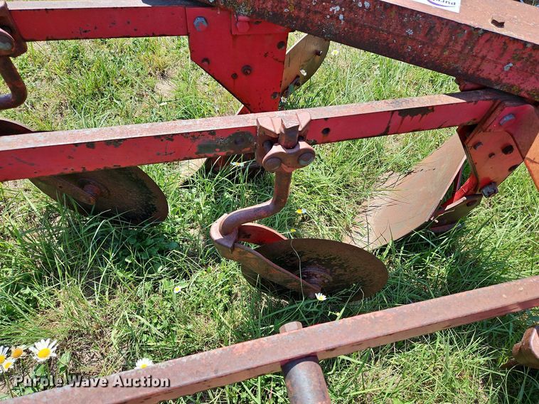 image for item DQ1767 Massey Ferguson 88  six bottom plow