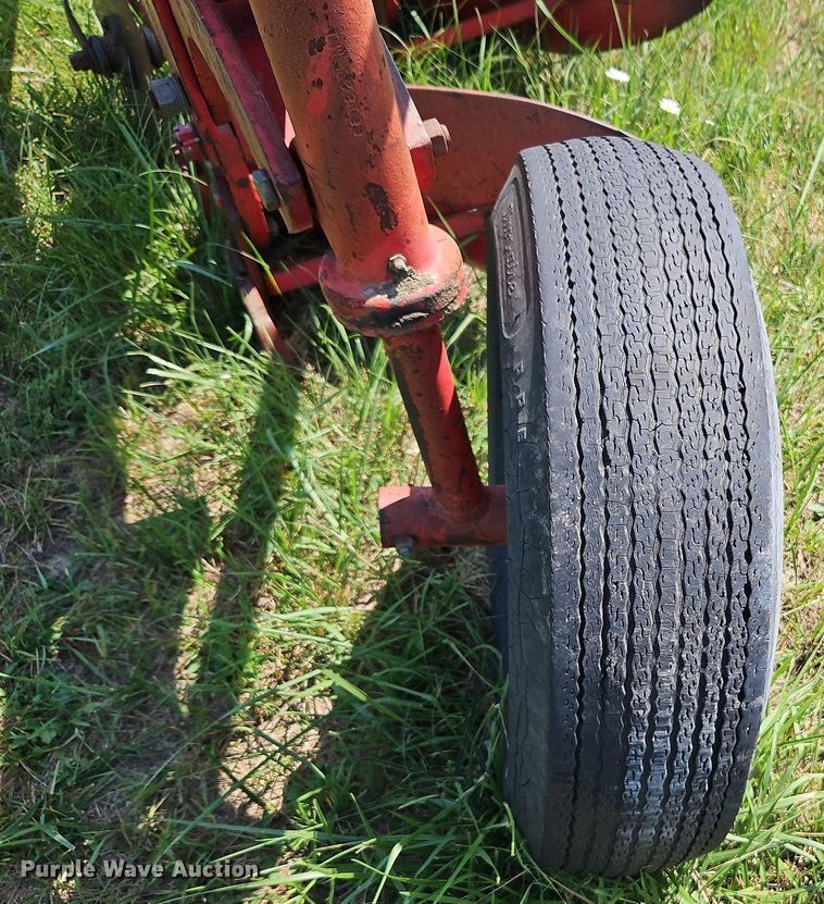 image for item DQ1767 Massey Ferguson 88  six bottom plow