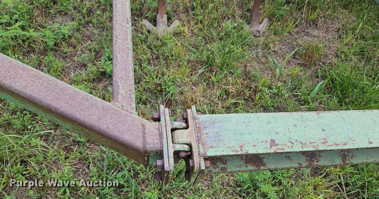 image for item DQ1768 John Deere 1010  field cultivator