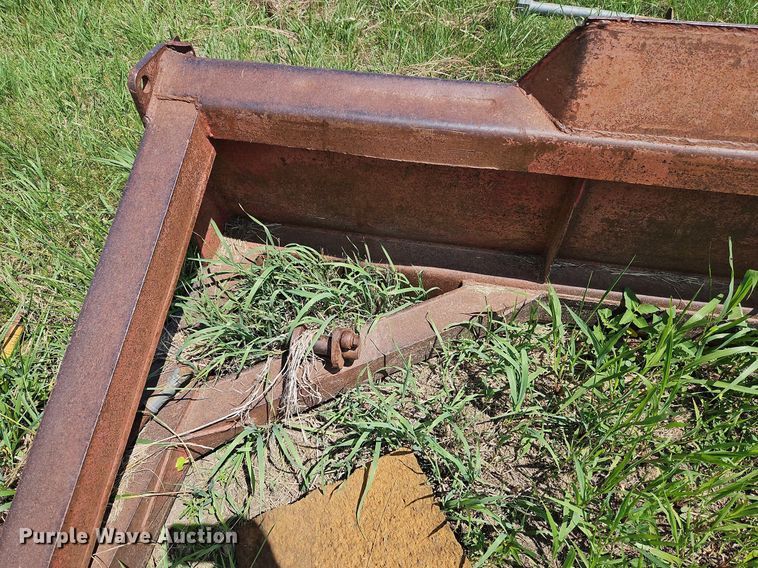 image for item DQ1769 International TD9  crawler tractor