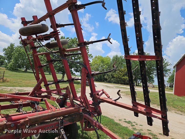image for item DQ1770 Case 4800FLCU  field cultivator