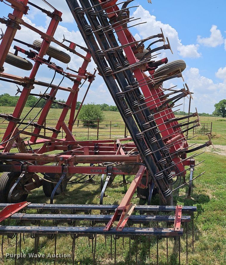 image for item DQ1770 Case 4800FLCU  field cultivator