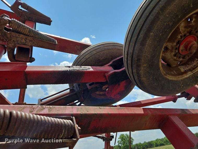 image for item DQ1770 Case 4800FLCU  field cultivator