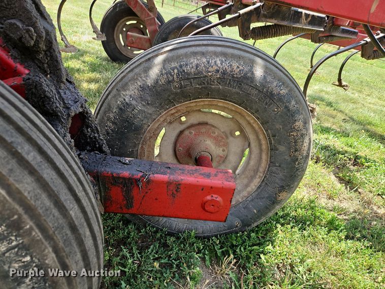 image for item DQ1770 Case 4800FLCU  field cultivator