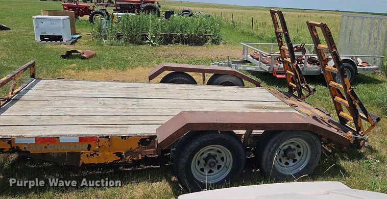 image for item DQ1771 2011 Taylor Made  utility trailer