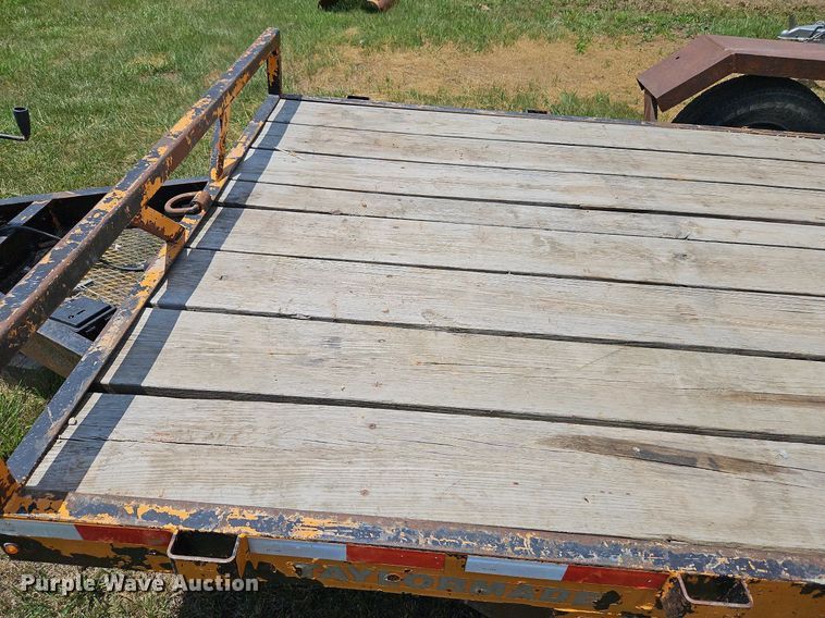 image for item DQ1771 2011 Taylor Made  utility trailer