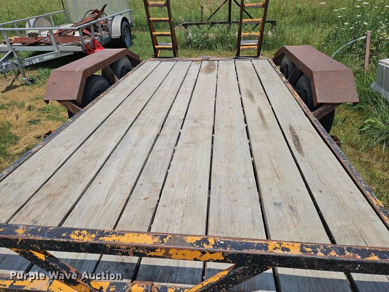 image for item DQ1771 2011 Taylor Made  utility trailer