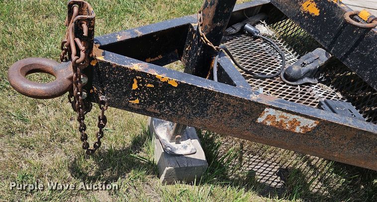 image for item DQ1771 2011 Taylor Made  utility trailer