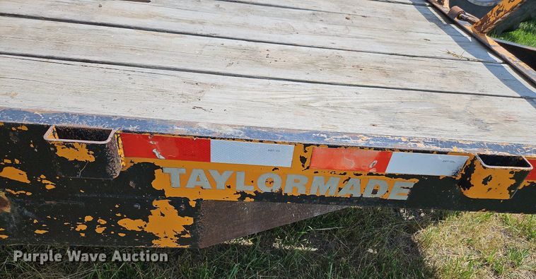 image for item DQ1771 2011 Taylor Made  utility trailer