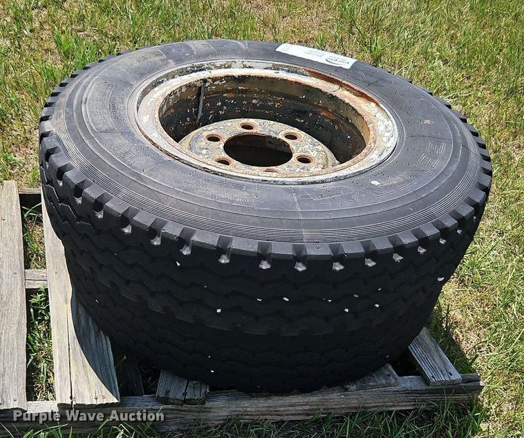 image for item DQ1773 (2) General Ameri MSL 9.00R20 tires and wheels