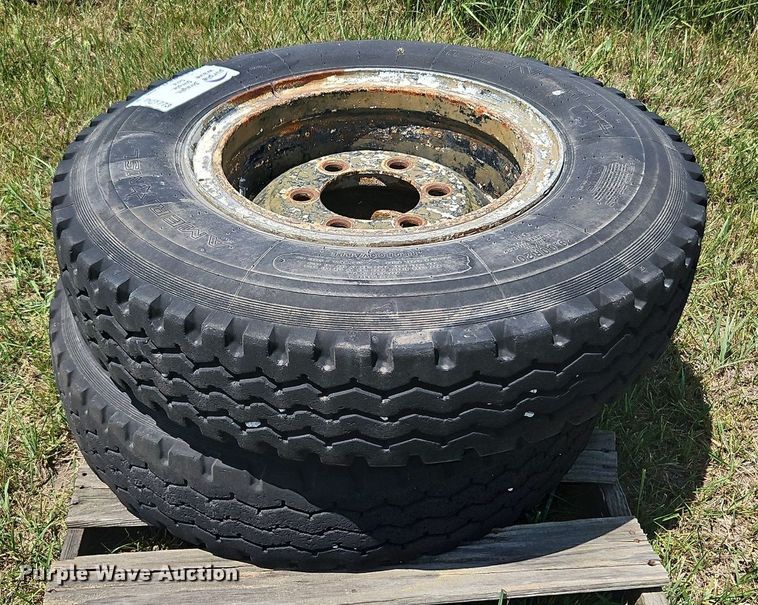 image for item DQ1773 (2) General Ameri MSL 9.00R20 tires and wheels