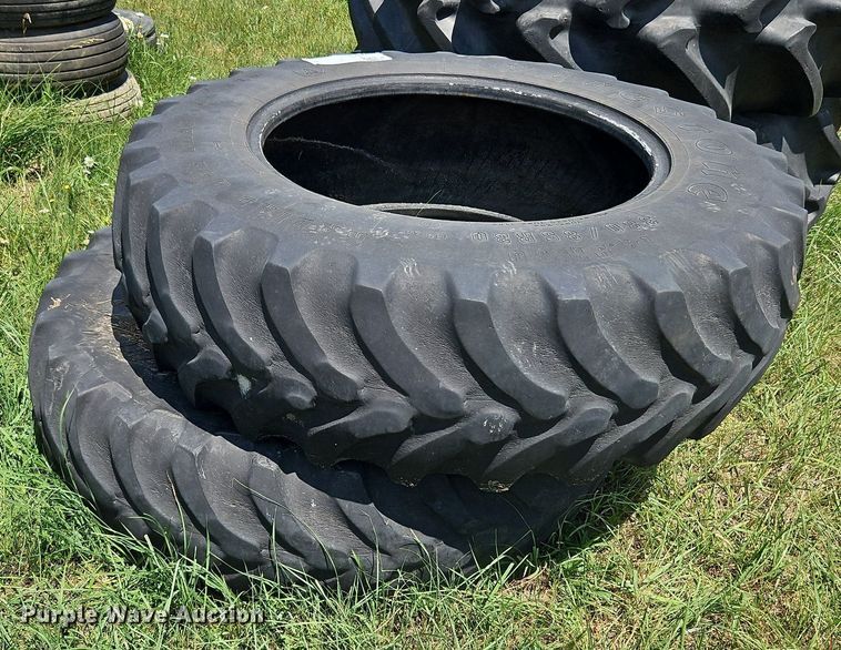 image for item DQ1775 (2) Firestone Radial All Traction FWD 14.9R30 tires