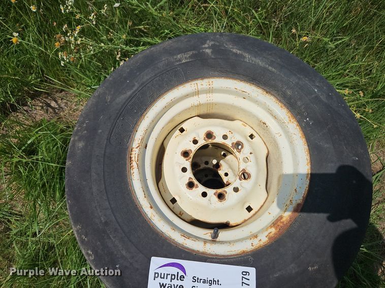 image for item DQ1779 (3) tires and wheels