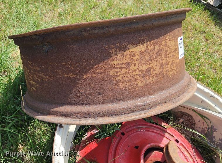 image for item DQ1780 (2) International 656 wheels