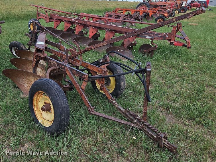 image for item DQ1781 McCormick  three bottom plow