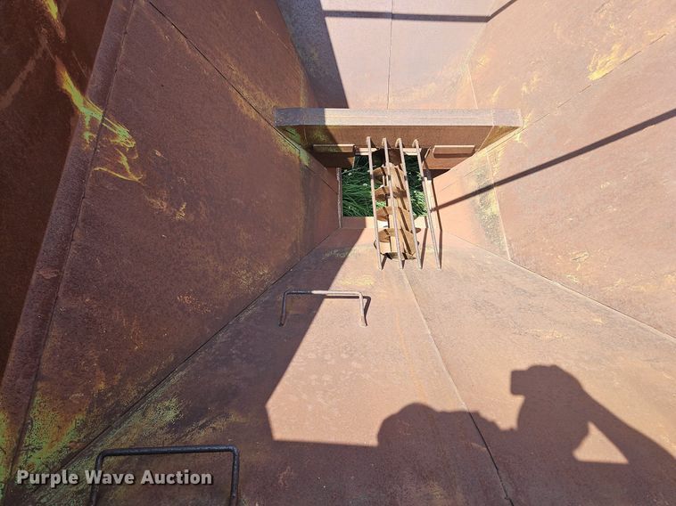 image for item DQ1782 Grain cart