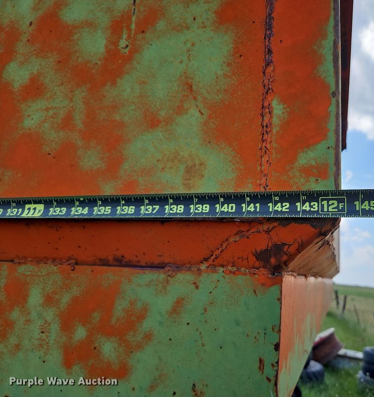 image for item DQ1782 Grain cart
