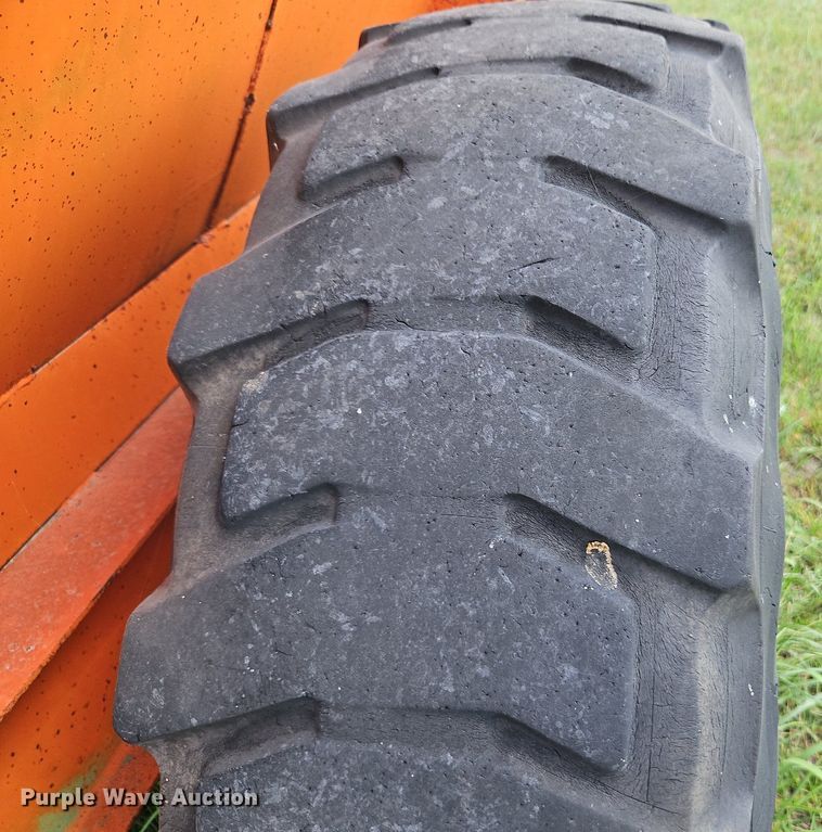 image for item DQ1782 Grain cart