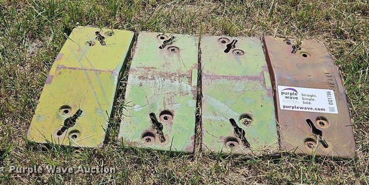 image for item DQ1786 (4) John Deere counter weights
