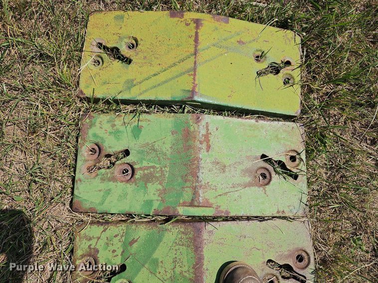 image for item DQ1786 (4) John Deere counter weights