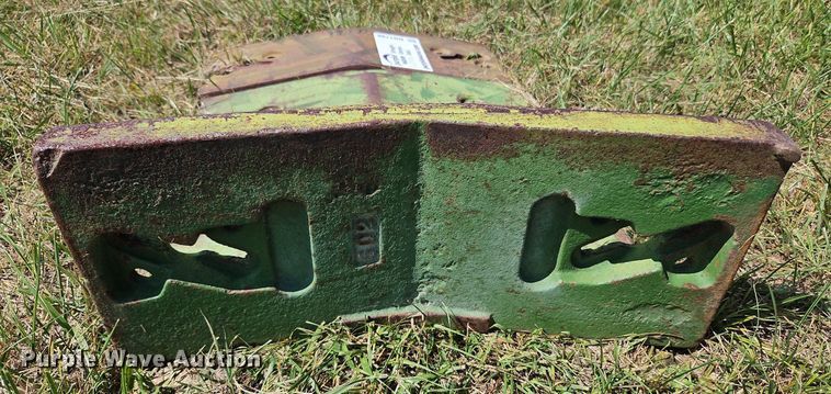 image for item DQ1786 (4) John Deere counter weights