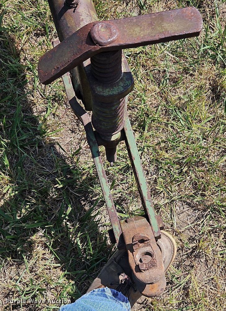 image for item DQ1788 John Deere  tandem disk