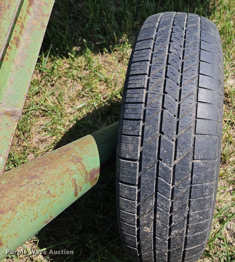 image for item DQ1788 John Deere  tandem disk