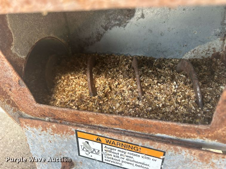 image for item DR4750 (2) Friesen feed bulk bins