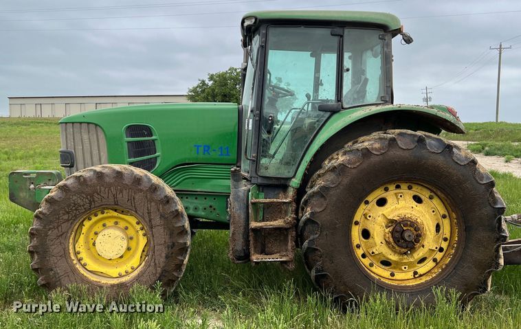 image for item DR5595 2010 John Deere 7330  MFWD tractor