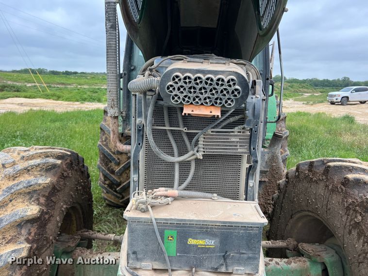 image for item DR5595 2010 John Deere 7330  MFWD tractor