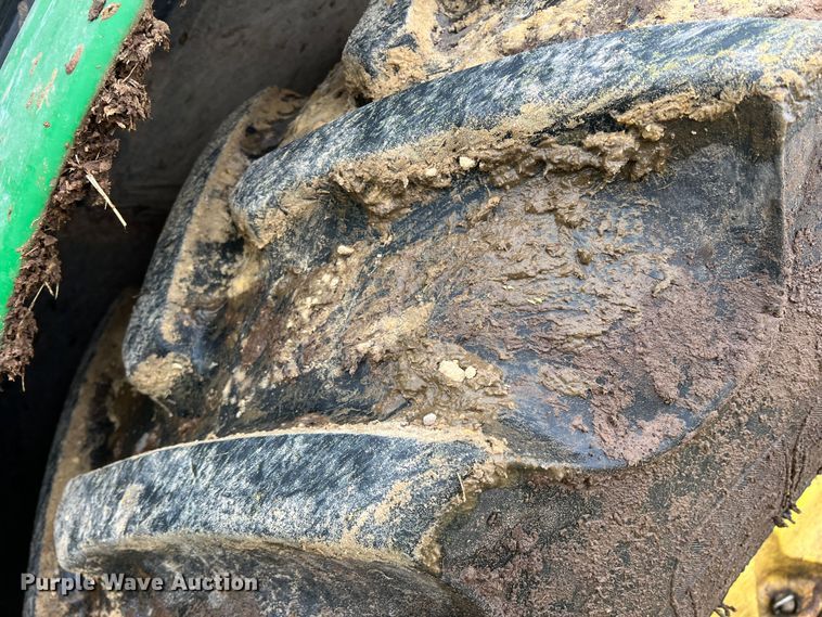 image for item DR5595 2010 John Deere 7330  MFWD tractor