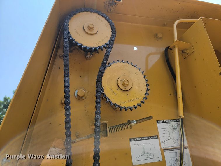 image for item HY9029 1998 Vermeer 504L  round baler