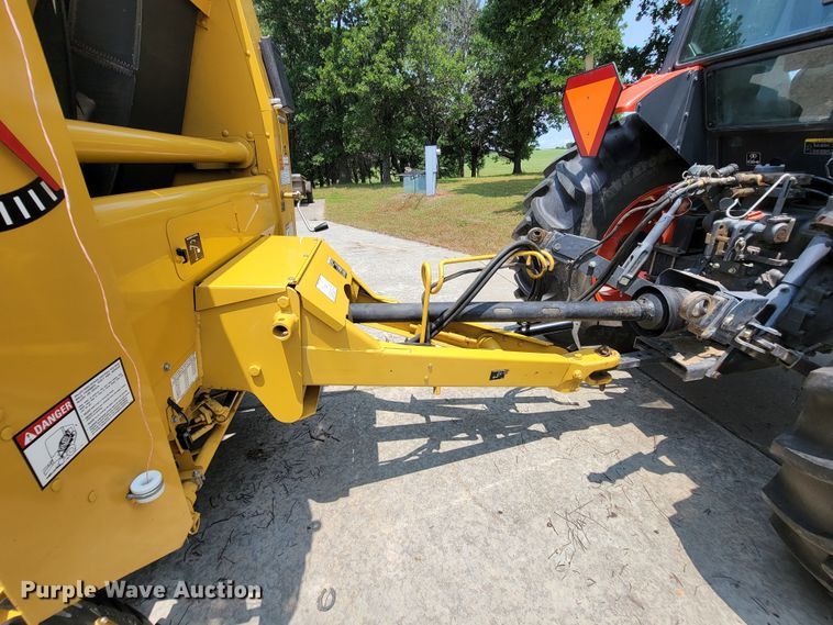 image for item HY9029 1998 Vermeer 504L  round baler