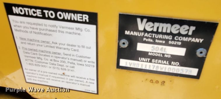 image for item HY9029 1998 Vermeer 504L  round baler