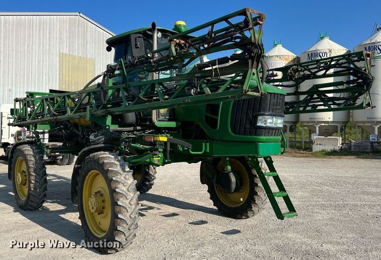 image for item II9213 2014 John Deere 4630  sprayer