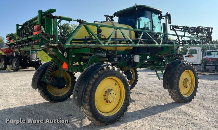 image for item II9213 2014 John Deere 4630  sprayer