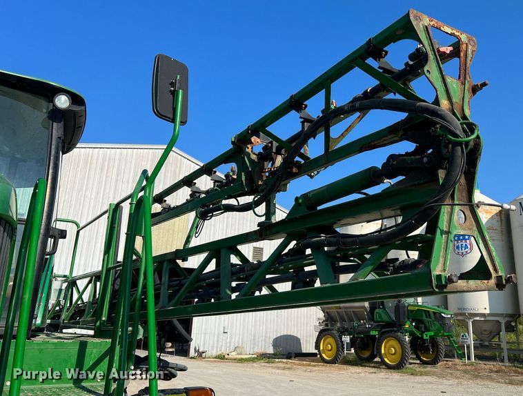 image for item II9213 2014 John Deere 4630  sprayer