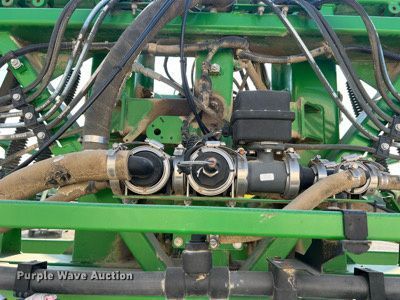 image for item II9213 2014 John Deere 4630  sprayer