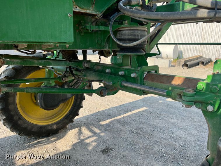 image for item II9213 2014 John Deere 4630  sprayer