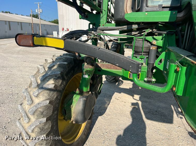 image for item II9213 2014 John Deere 4630  sprayer